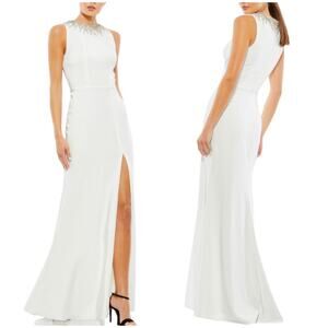 Mac Duggal NWT Sleeveless Rhinestone Collar Column Gown White Size 10 Side Slit
